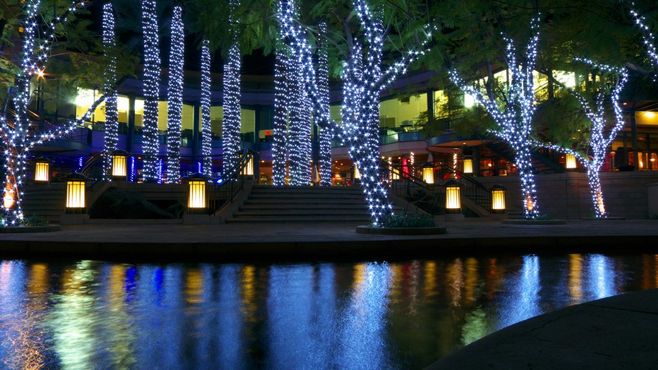 商業(yè)廣場夜景照明設(shè)計(jì) 樹陣廣場的景觀照明藝術(shù)